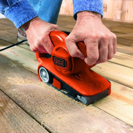 Black & Decker 720W 75mm x 457mm Belt Sander