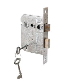 Yale Essential 3 Lever Lock Body Blister