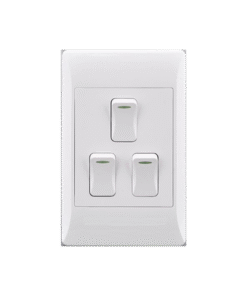 Switch 3L - 2X4 White E/Mate